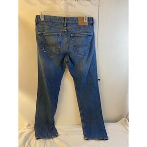 Hollister classic jeans denim straight 31x32 distressed ripped crotch